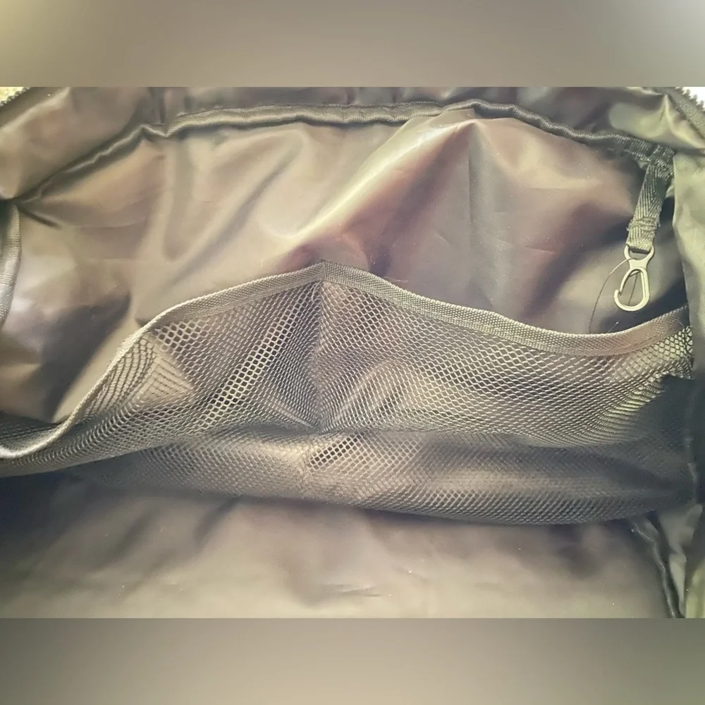 Black Puffy Nylon Weekender Bag travel gym Bag Shoulder crossbody y2k